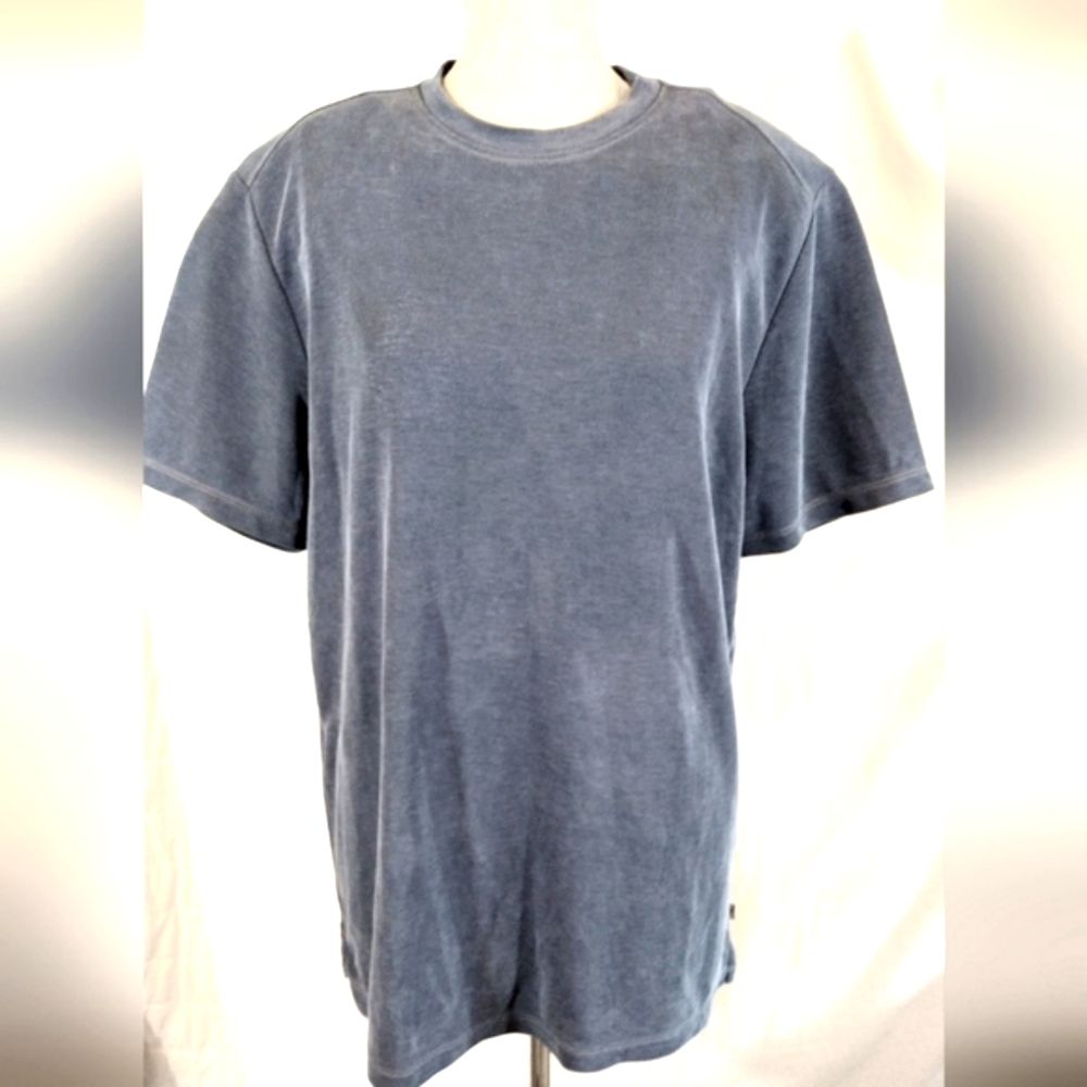X2 Tommy Bahama T-shirts, Short Sleeves, Dark & lighter Blue, Logo, pocket, M